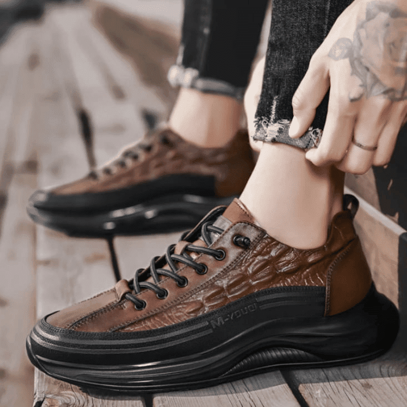 Tênis Masculino Estilo Couro de Crocodilo