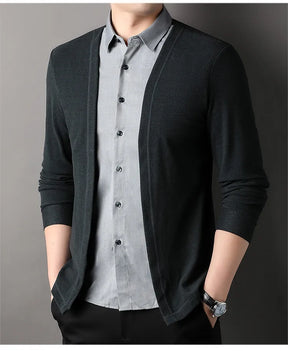 Camisa de Manga Longa com falsa camisa interna(apenas uma peça). Uso social e de negócios