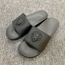 Chinelo Lion